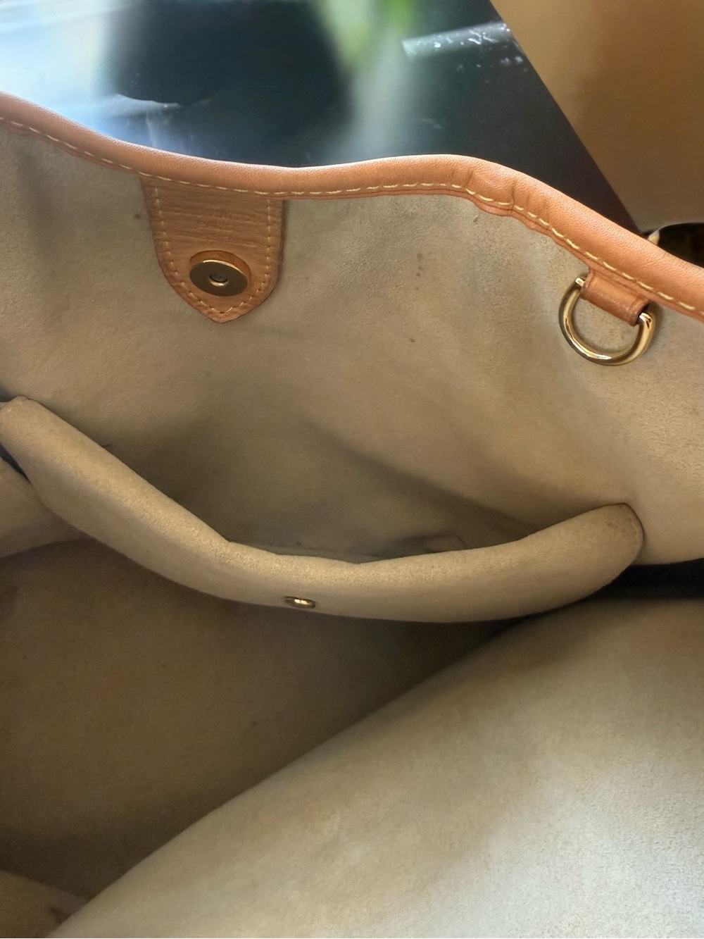 Louis Vuitton Galleria PM Monogram Canvas Brown Shoulder Bag with Gold Plate - Picture 8 of 17